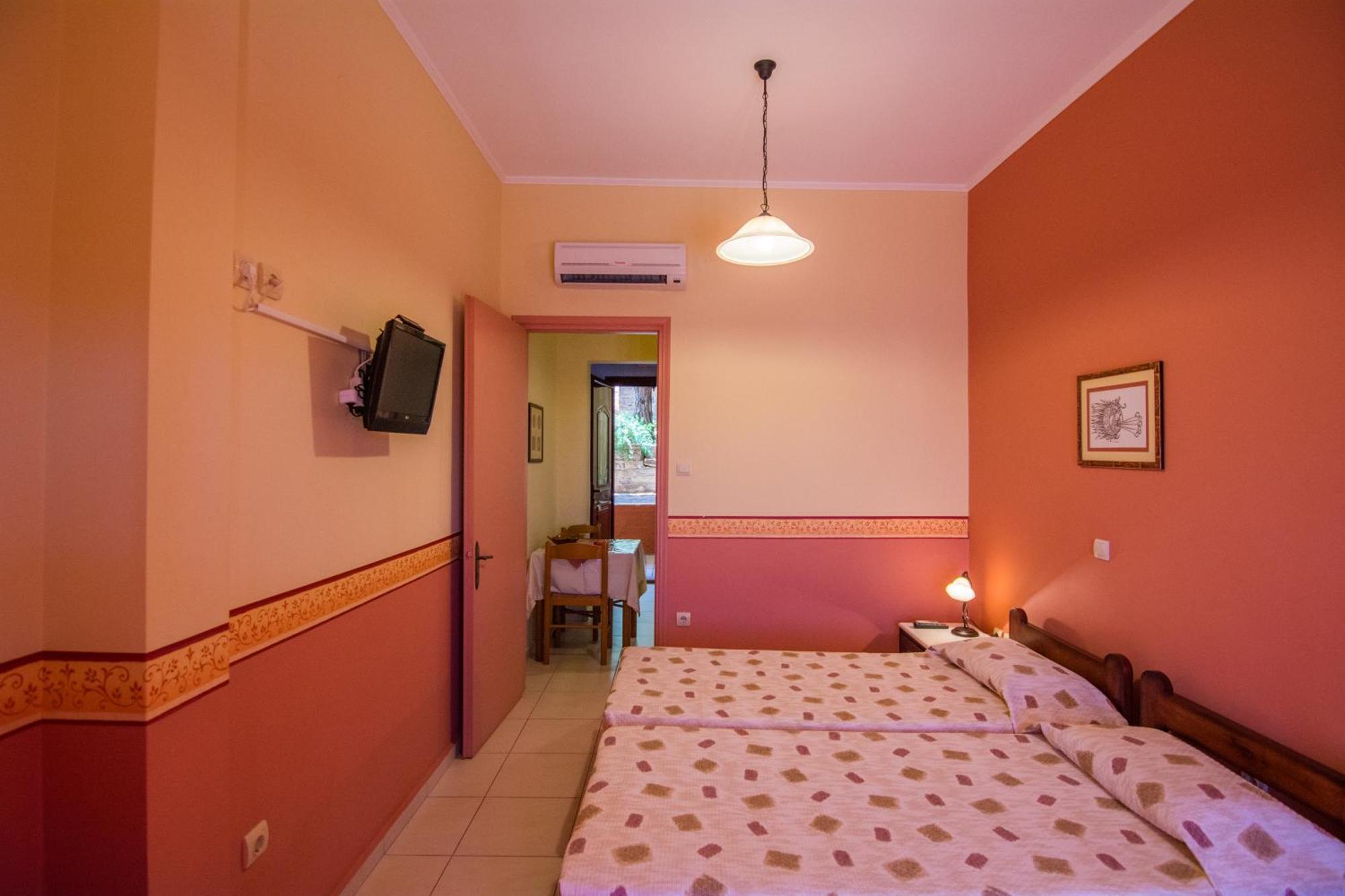 Aeriko Benovias Rooms & Apartments Karfás Exteriér fotografie